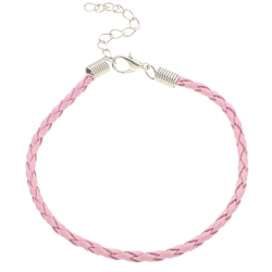 Armbånd af flettet kunstlæder. 20 cm. Gammel rosa