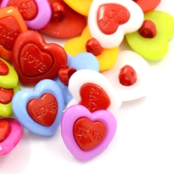 Knapper med hjerte. "Love". Farve mix. 15 mm. 25 stk.