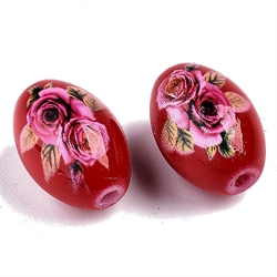 Perle i porcelæns look med roser. 15 x 10 mm. Rød