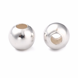Perle i 925 Sterling sølv. Sømløs. 8 mm.