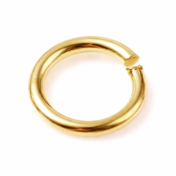 O-ring af 14k guldbelagt messing. 5 mm